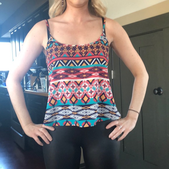 Open Back Top - Picture 5 of 7